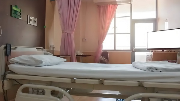 留学生回国在落户_阿娇一个人独居北京3居室，自称比香港要便宜 独居北京3拨打趣的长者感兴