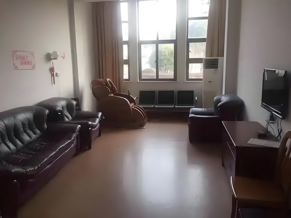 𗱥œ𓦈𗧚„条件_陈佩斯电影《戏台》：嬉笑过后，无尽悲凉 